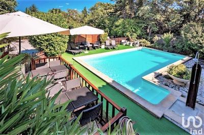 Local commercial - 542 m²