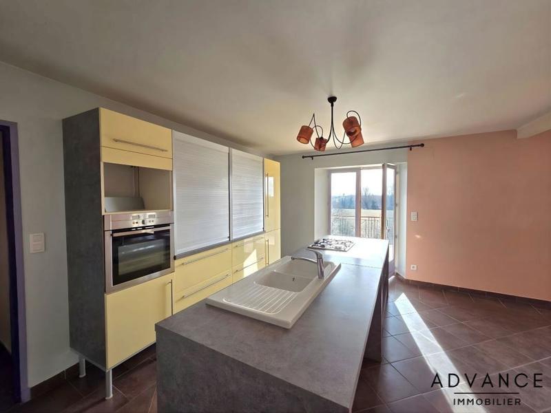 Maison - 454 m² - 15 pièces