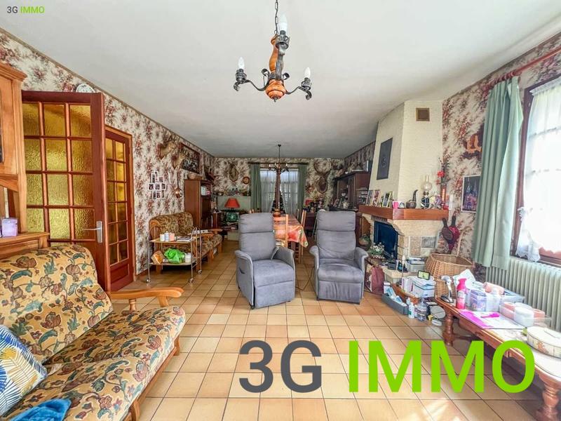 Maison traditionnelle - 147 m² - 6 pièces