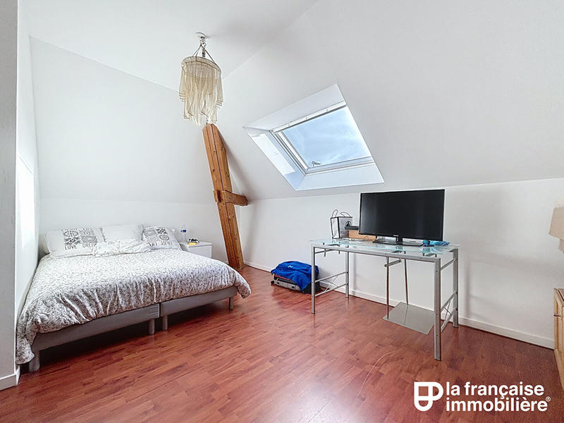 Maison - 153 m² - 7 pièces