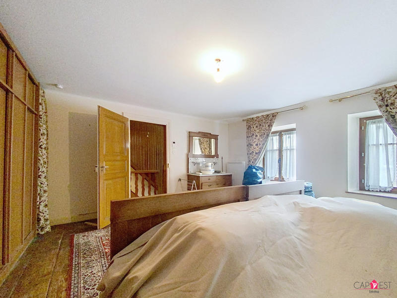 Maison - 102 m² - 4 pièces