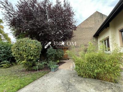 Maison - 155 m² - 7 pièces