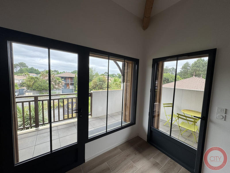 Appartement - 60 m² - 3 pièces