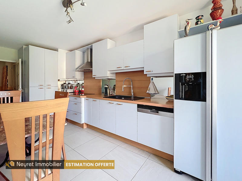 Appartement - 104 m² - 4 pièces