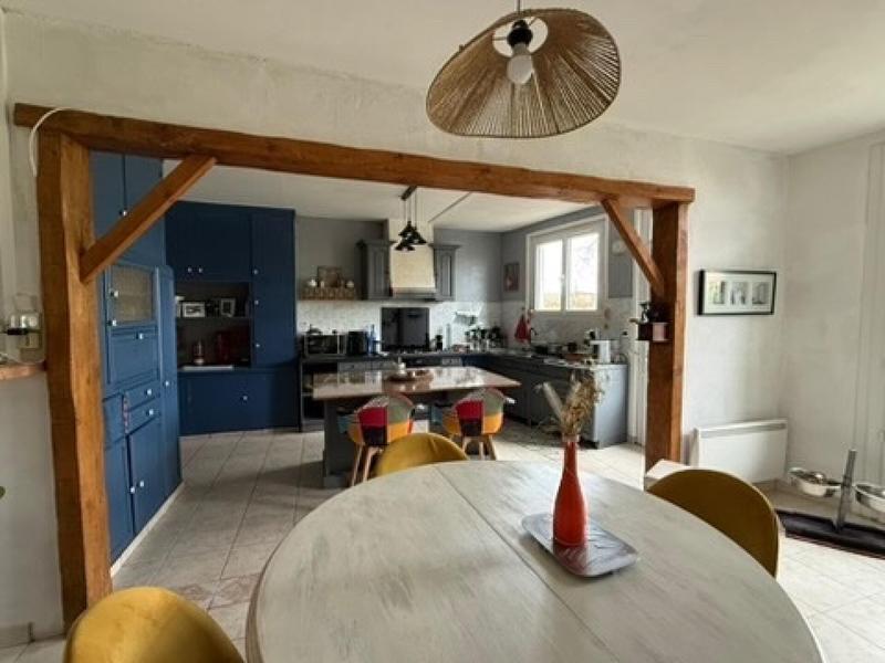 Maison - 170 m² - 8 pièces