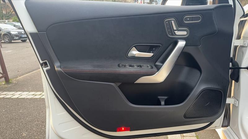 Mercedes Classe a 200 163 7g-Dct Amg Line - Entretien constructeur Toit ouvrant