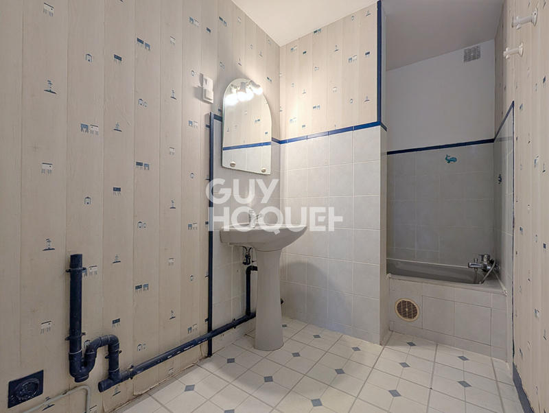 Appartement - 94 m² - 5 pièces