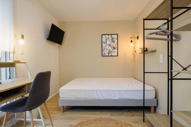 Appartement - 80 m² - 5 pièces