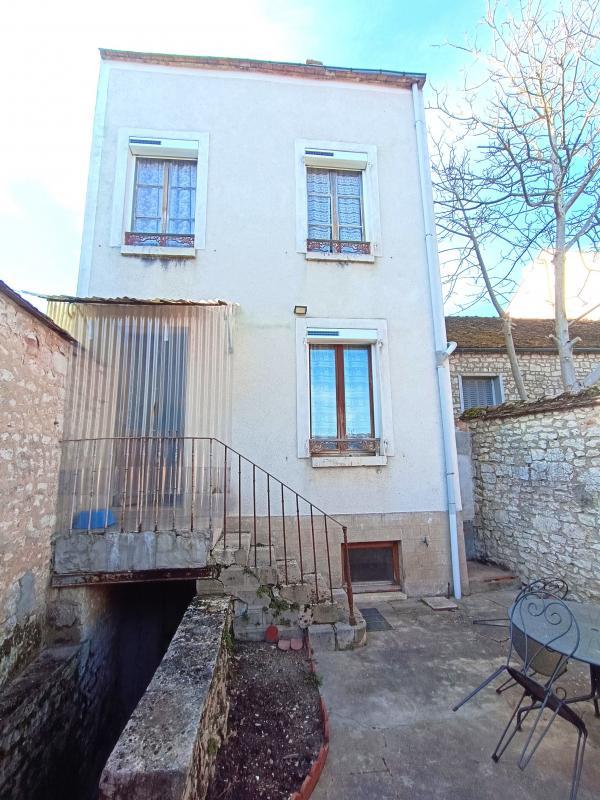 Maison de ville - 74 m² - 3 pièces