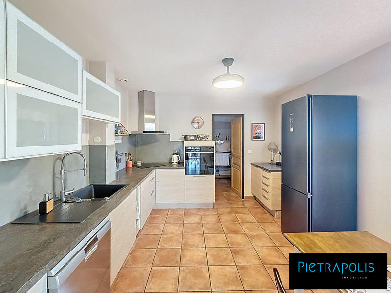 Villa - 155 m² - 6 pièces