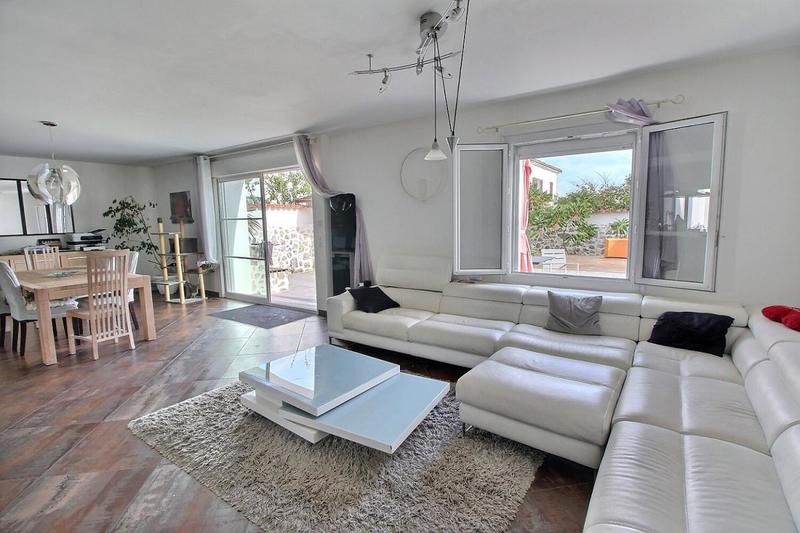 Maison - 170 m² - 7 pièces