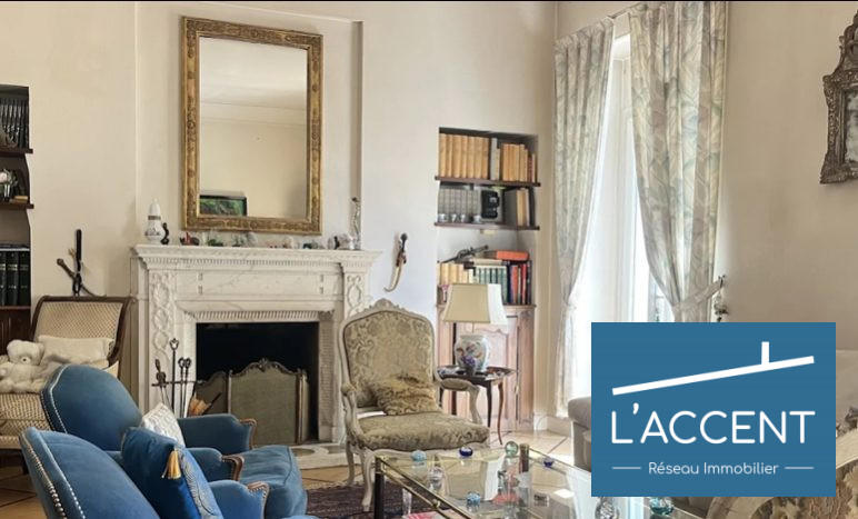 Maison - 211 m² - 5 pièces