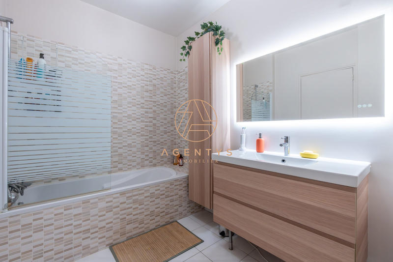 Appartement - 117 m² - 5 pièces