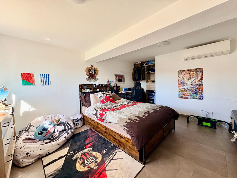 Villa - 140 m² - 5 pièces