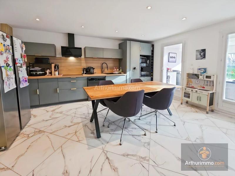 Maison - 101 m² - 6 pièces