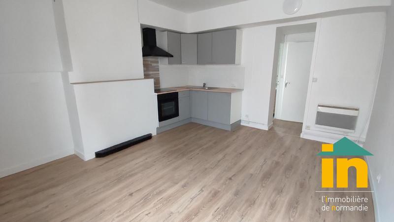 Immeuble - 130 m² - 8 pièces