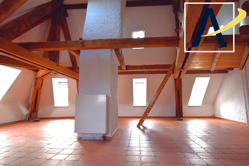 Appartement - 152 m² - 6 pièces