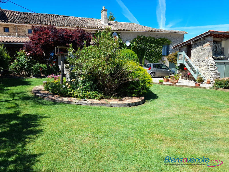 Bastide - 200 m² - 8 pièces
