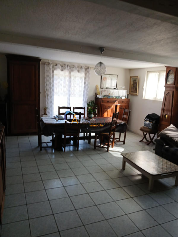 Maison traditionnelle - 108 m² - 4 pièces