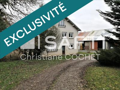 Maison - 284 m² - 12 pièces