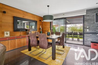 Maison de maîtres - 175 m² - 8 pièces