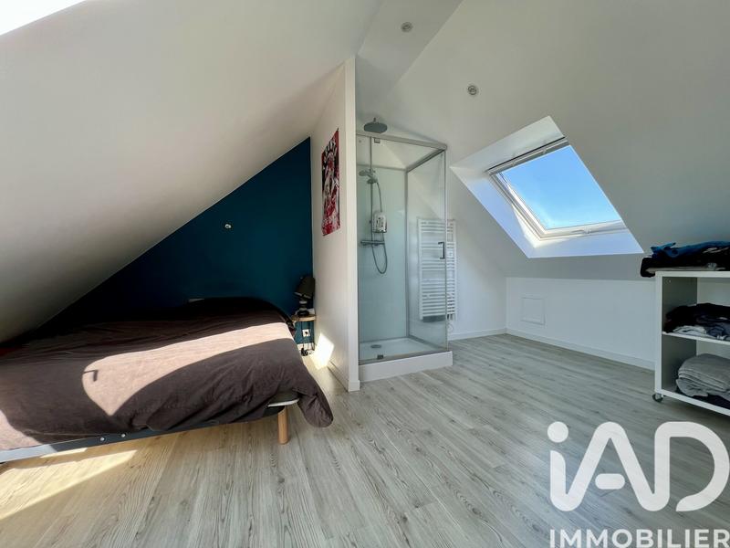 Maison - 198 m² - 8 pièces