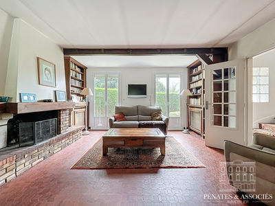 Maison - 140 m² - 5 pièces