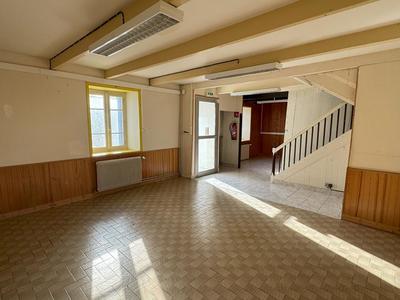 Maison - 121 m² - 5 pièces