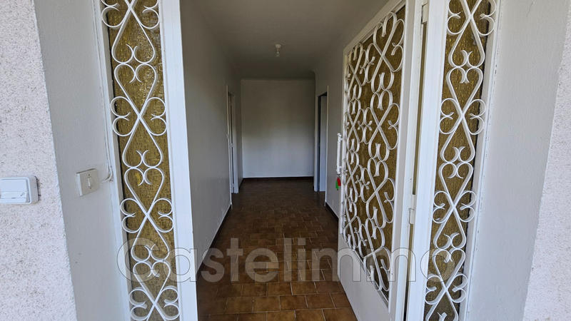 Villa - 230 m² - 6 pièces