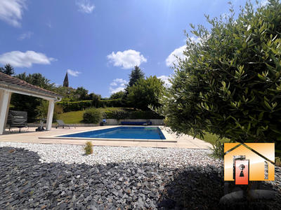 Maison - 278 m² - 7 pièces