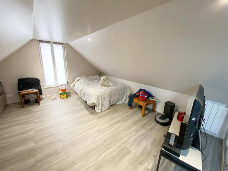 Maison - 105 m² - 5 pièces