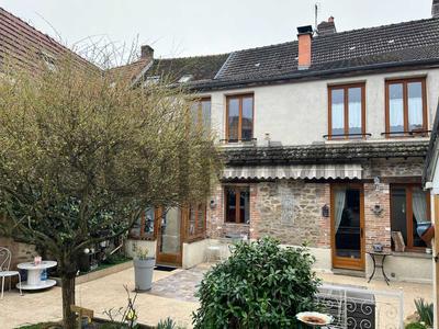 Maison de village - 176 m² - 7 pièces