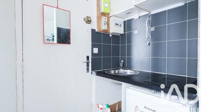 Studio - 9 m² - 1 pièce