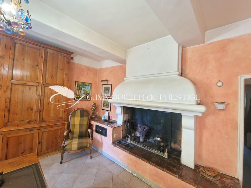 Bastide - 250 m² - 7 pièces