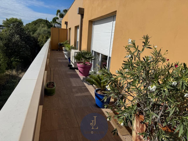 Appartement - 80 m² - 4 pièces