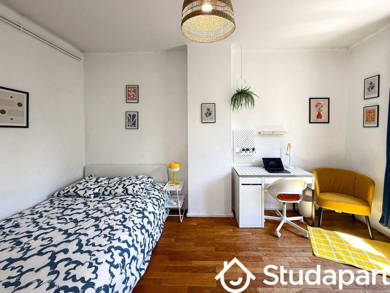 Appartement - 85 m² - 1 pièce