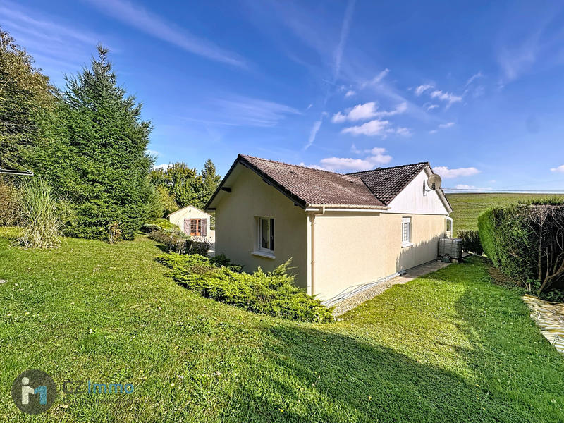 Maison - 92 m² - 5 pièces