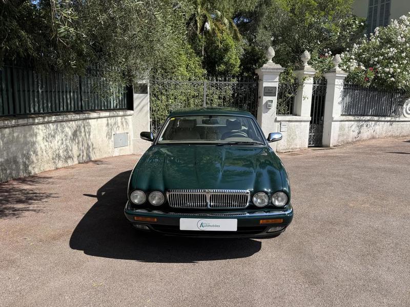 Daimler X300 Six Lwb