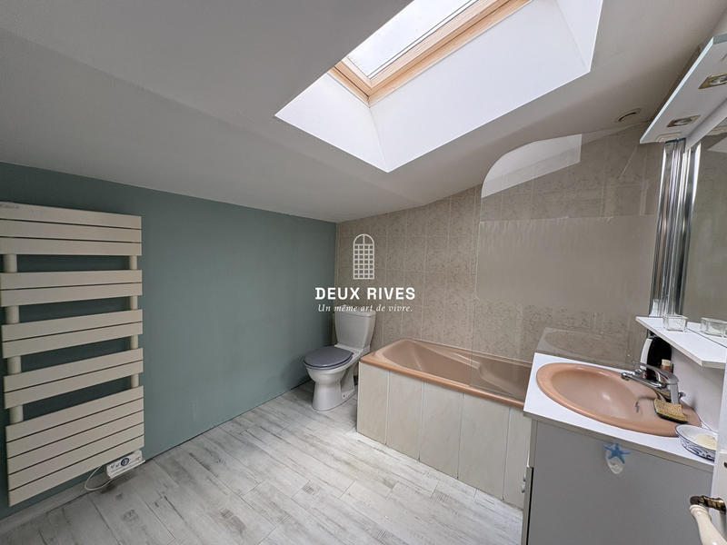 Maison traditionnelle - 146 m² - 6 pièces