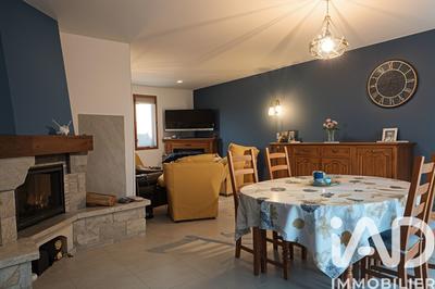 Maison - 140 m² - 8 pièces