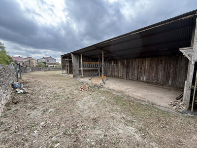 Parking / Garage - 220 m²