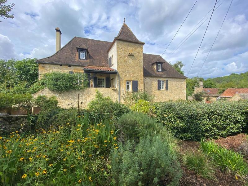 Maison en pierre - 130 m² - 4 pièces