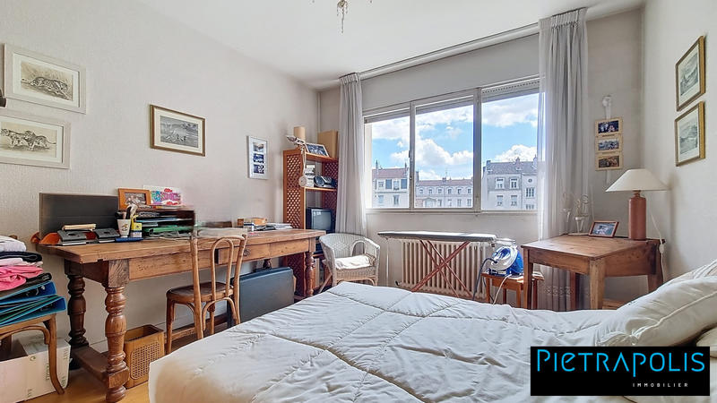 Appartement - 120 m² - 4 pièces