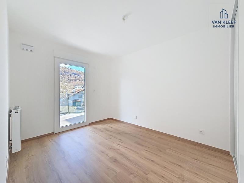 Appartement - 93 m² - 4 pièces