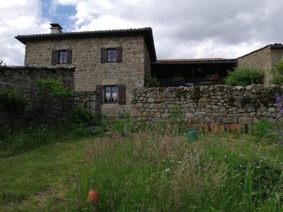 Maison - 230 m² - 11 pièces