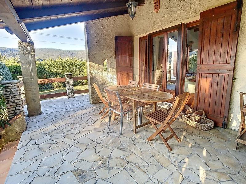 Maison d'architecte - 210 m² - 7 pièces