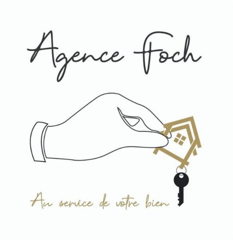 Maison traditionnelle - 190 m² - 6 pièces