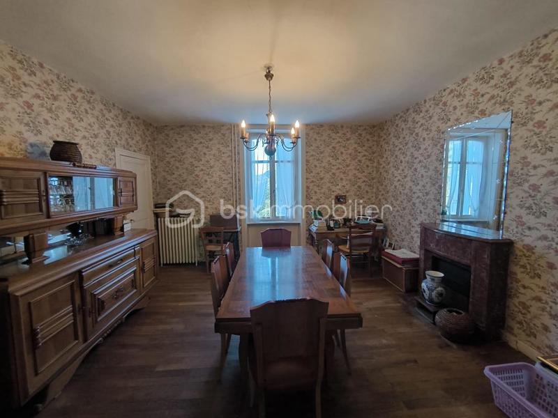 Maison en pierre - 152 m² - 7 pièces