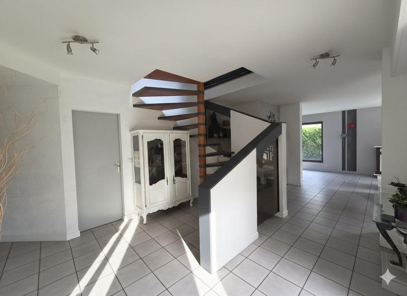 Maison contemporaine - 162 m² - 6 pièces