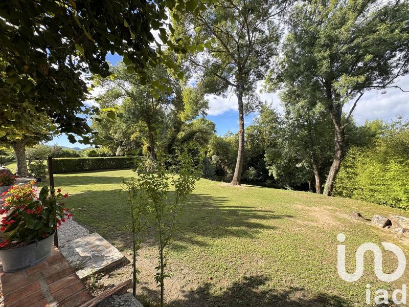 Maison - 340 m² - 12 pièces